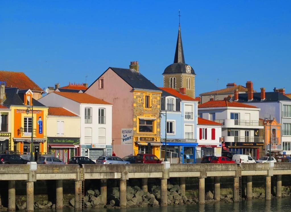 Maison De Pecheur Renovee Avec Cour Proche Du Port Ле-Сабль-д’Олон Экстерьер фото